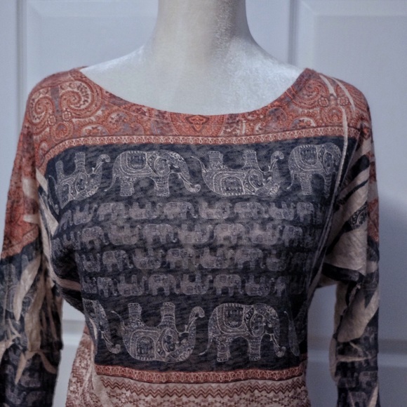 {Rue21} Elephant Dolman Shirt - Picture 2 of 6